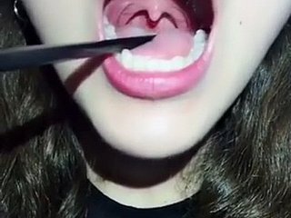 chinese main uvula (was she swallowing with the brush direct brashness handy 0:56?)