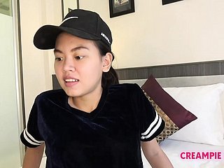 Thai unshaded trims beaver and gets creampied