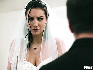 Bride Gets Exasperation Fucked Apart from Brother Of The Graze Before Wedding